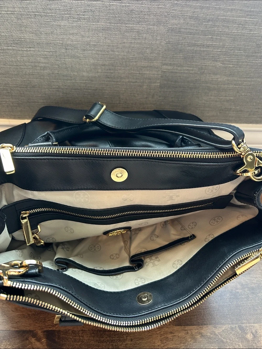 Tory Burch Robinson Tote Bag